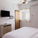 & Tepsa - Centre Guest house