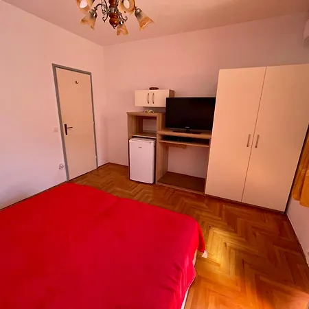 & Tepsa - Centre Pensionat 3*