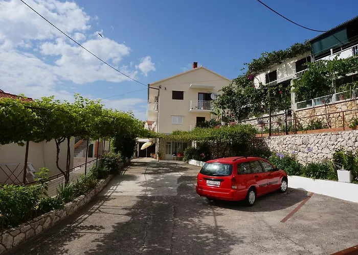 & Tepsa - Centre Hvar Town